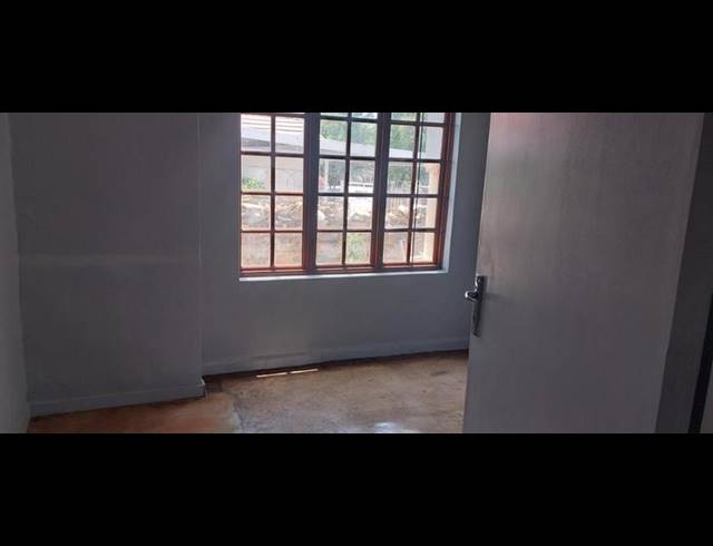 1 BEDROOM APARTMENT FOR SALE IN EDENVALE